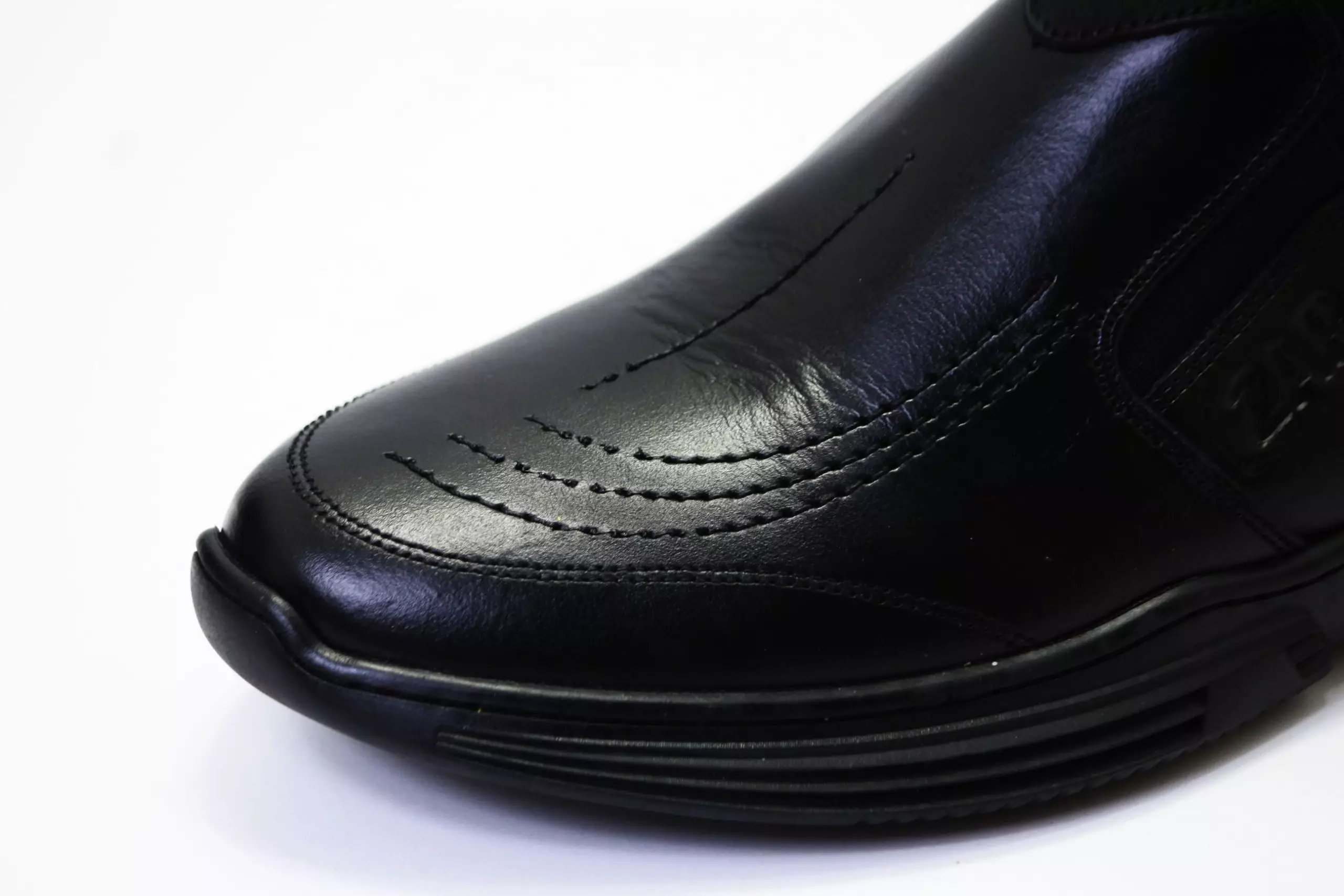 ⁦حذاء Zara الجلدي 100%⁩ - الصورة ⁦8⁩