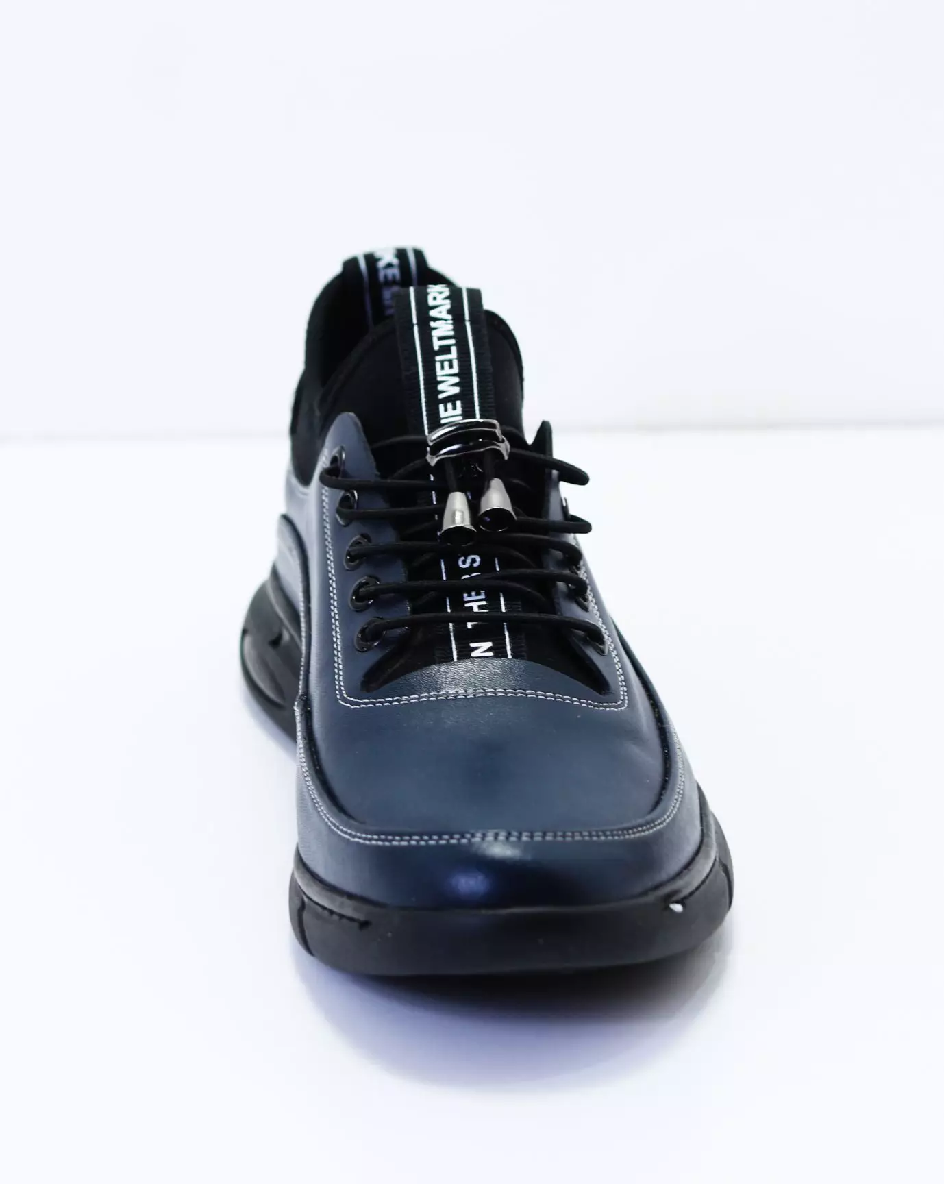 ⁦حذاء ذو نوعية رفيعة⁩ - الصورة ⁦4⁩