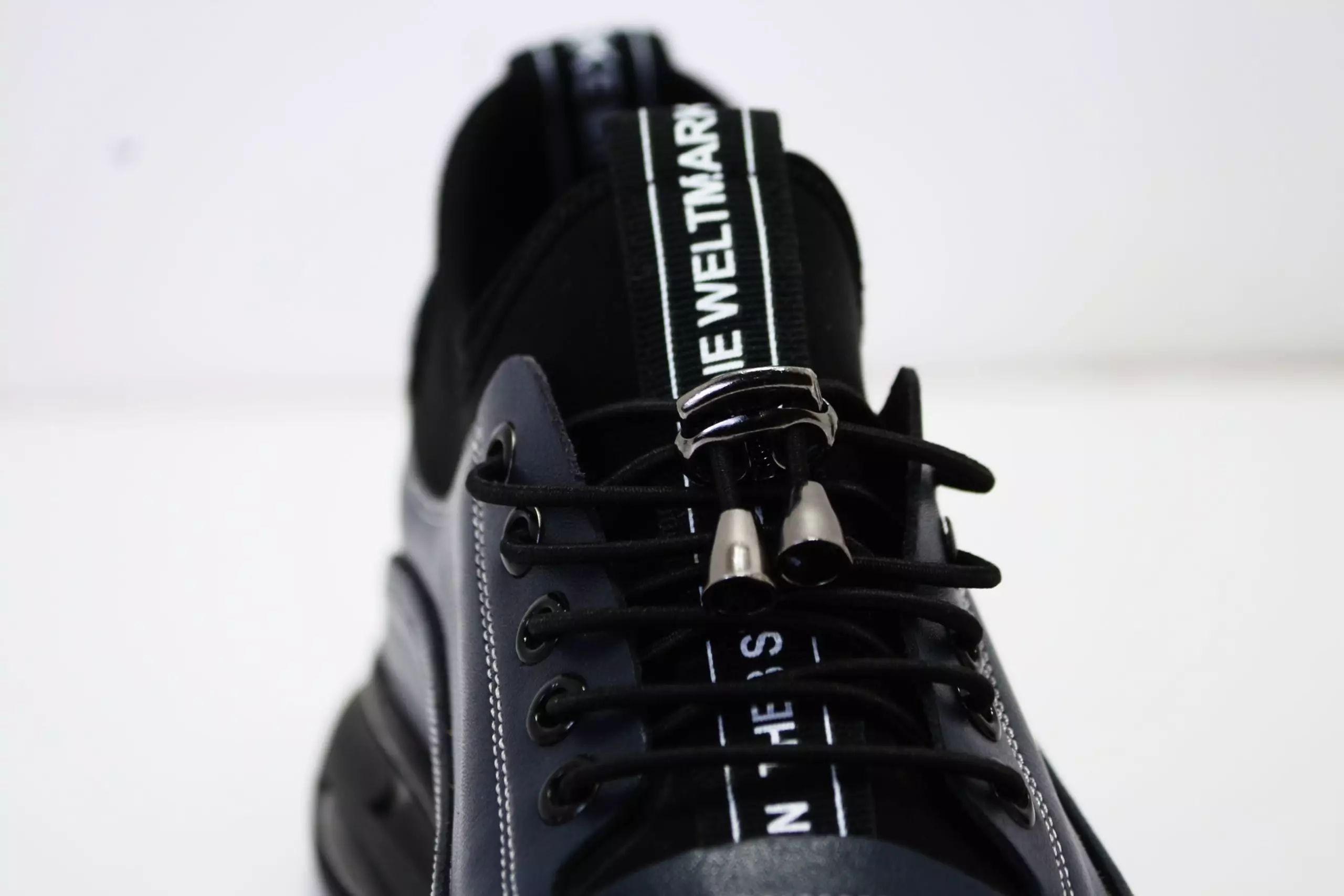 ⁦حذاء ذو نوعية رفيعة⁩ - الصورة ⁦5⁩