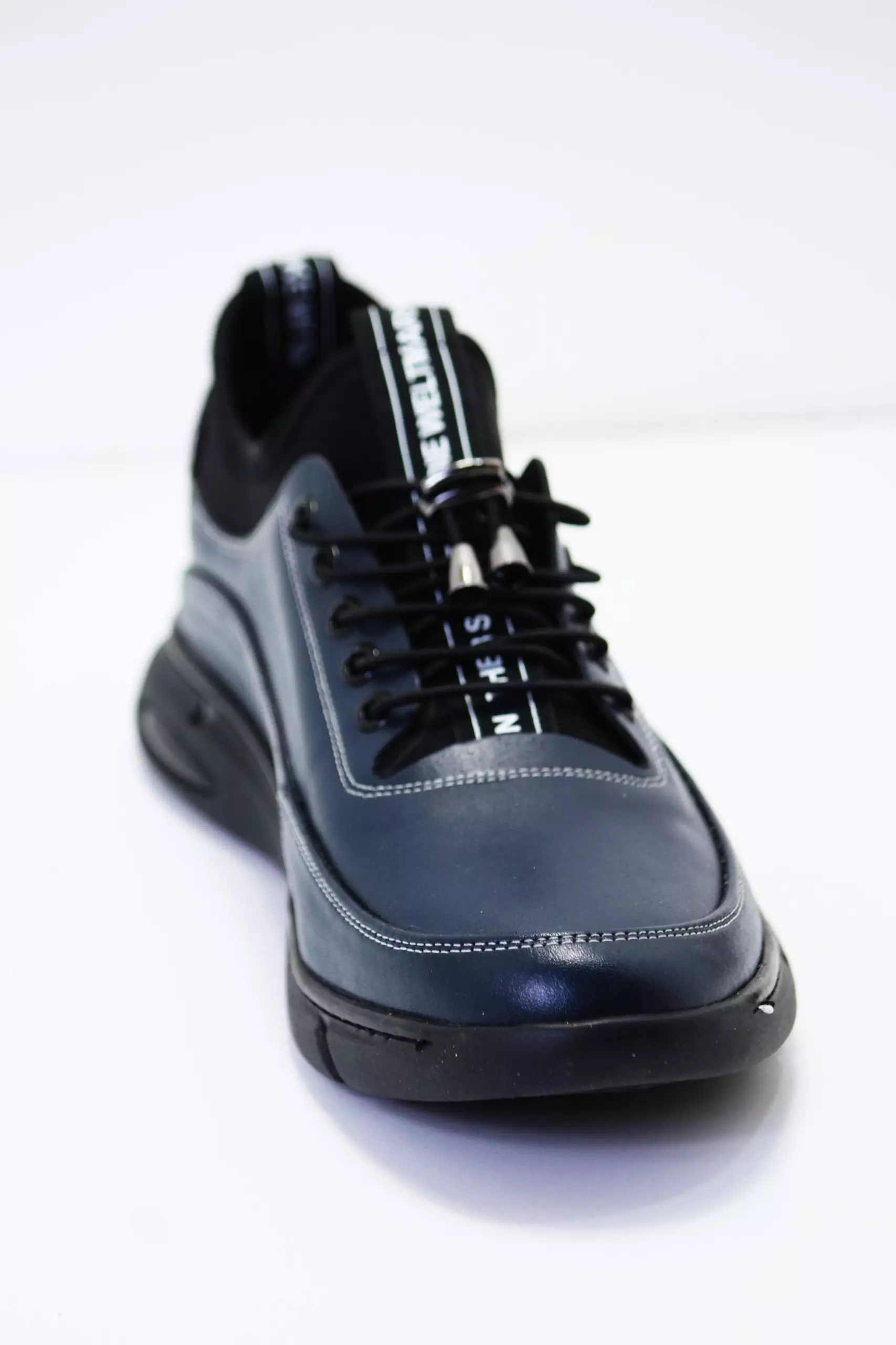 ⁦حذاء ذو نوعية رفيعة⁩ - الصورة ⁦7⁩