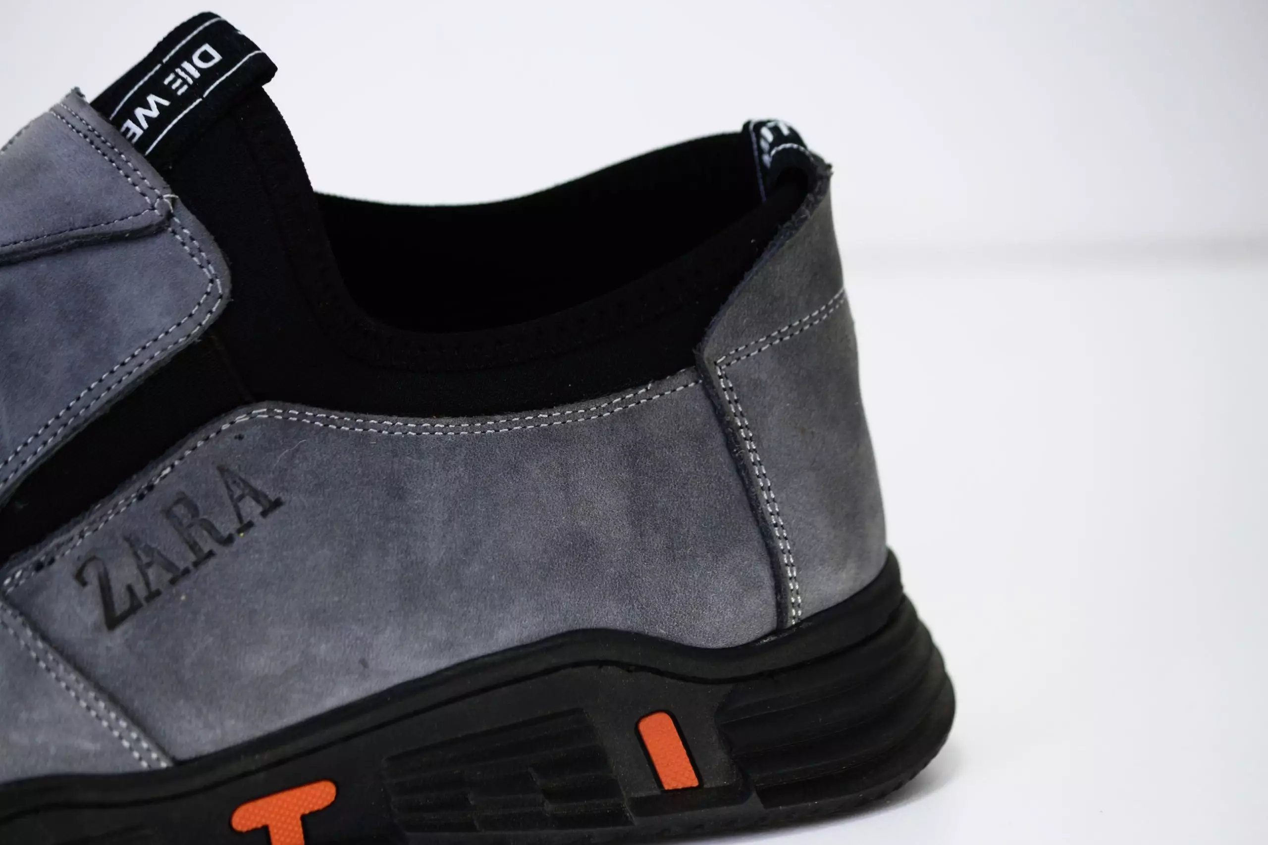 ⁦حذاء Zara جلد طبيعي لون رائع⁩ - الصورة ⁦5⁩