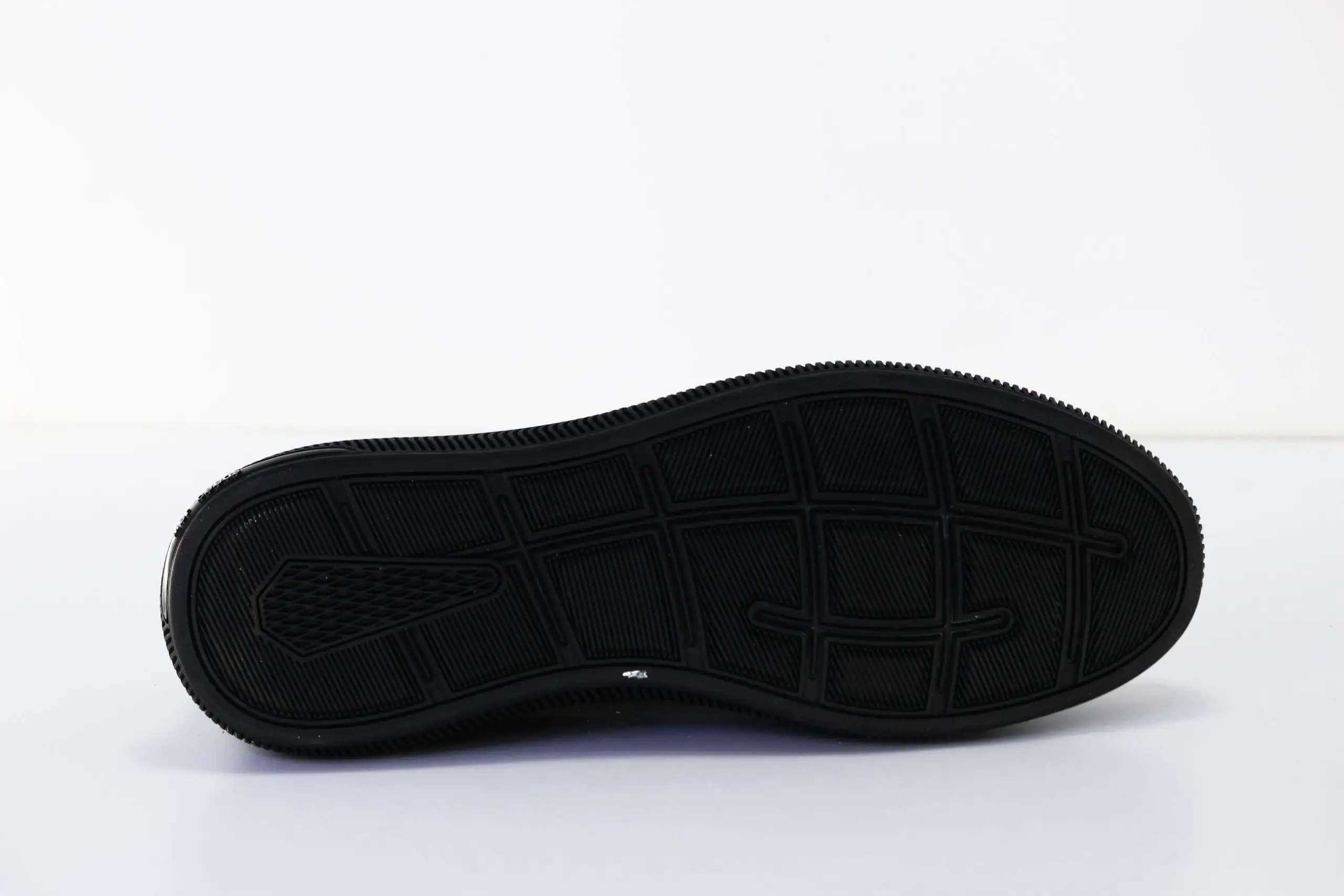 ⁦حذاء أنيق كلاسيكي/رياضي⁩ - الصورة ⁦9⁩