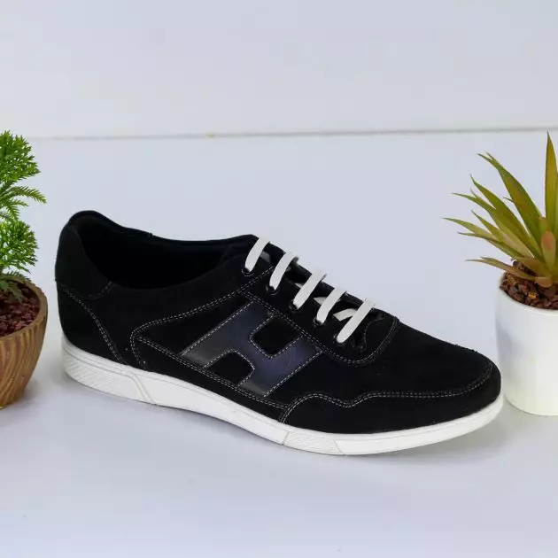 حذاء daim رائع ?