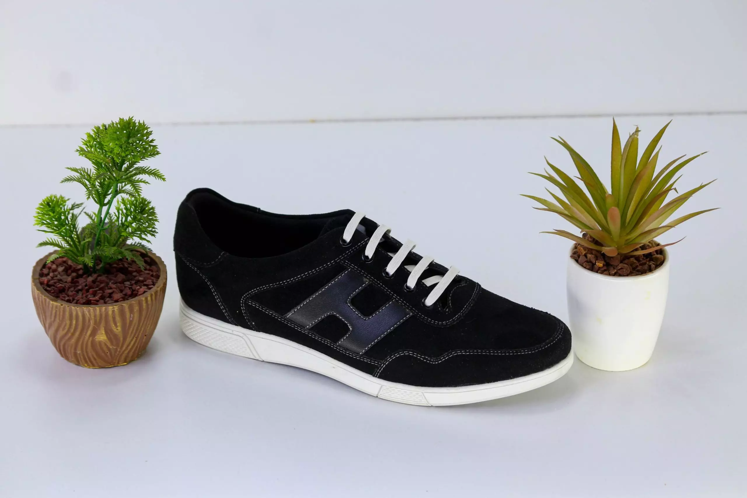 حذاء daim رائع ?