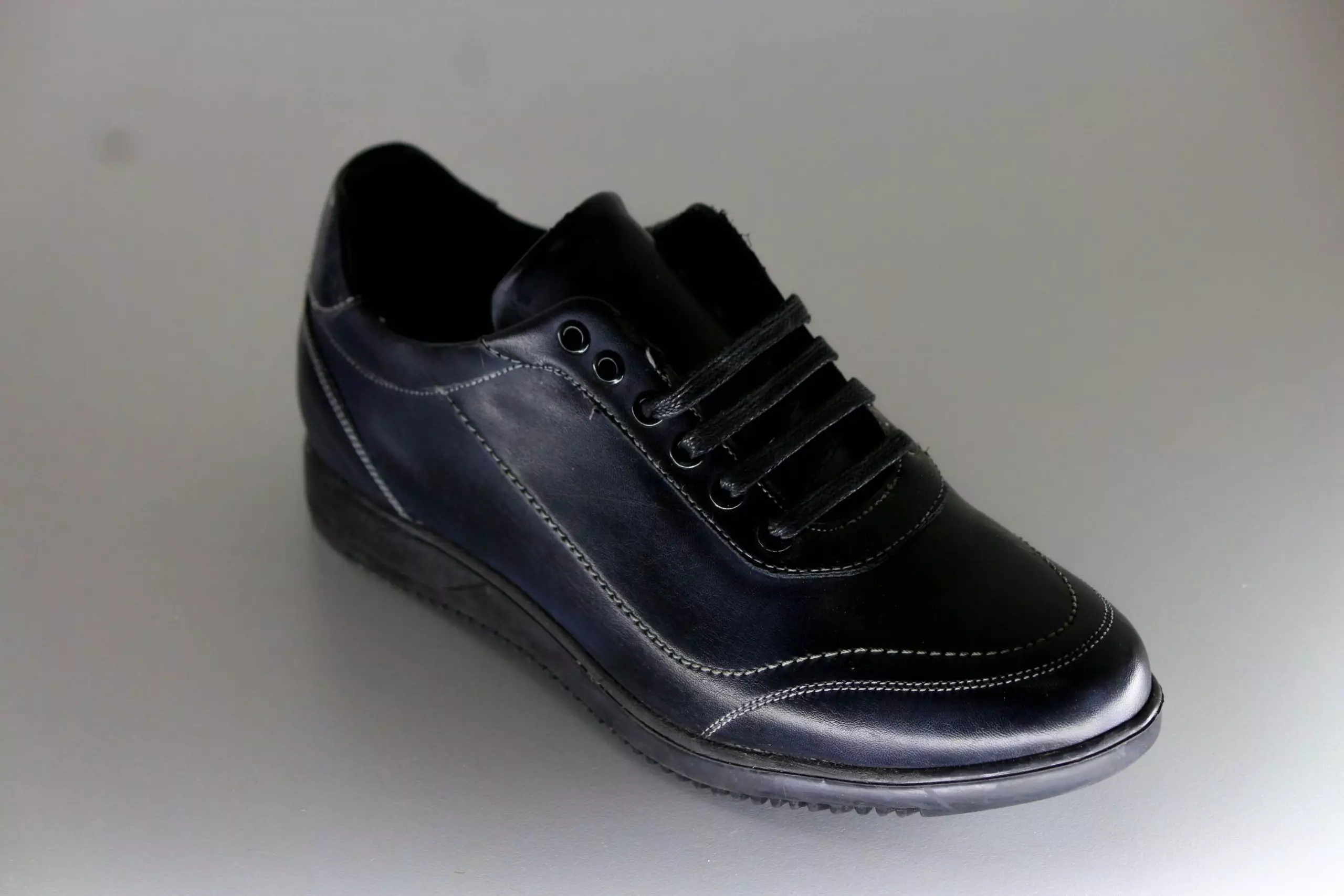 ⁦حذاء صيفي جلدي رائع ?⁩ - الصورة ⁦4⁩